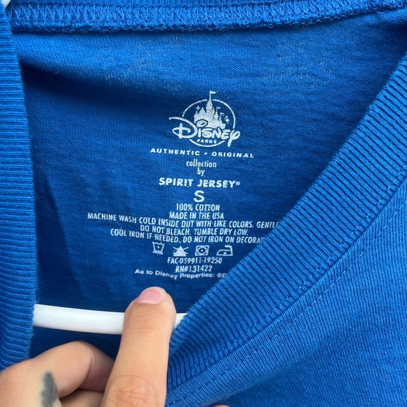 Disney Parks Epcot Festival Of The Holidays 2019 Chip & Dale Spirit Jersey Small - Picture 3 of 4